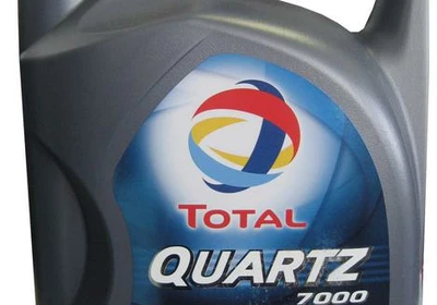Total Quartz 7000 10W40 Motorolaj